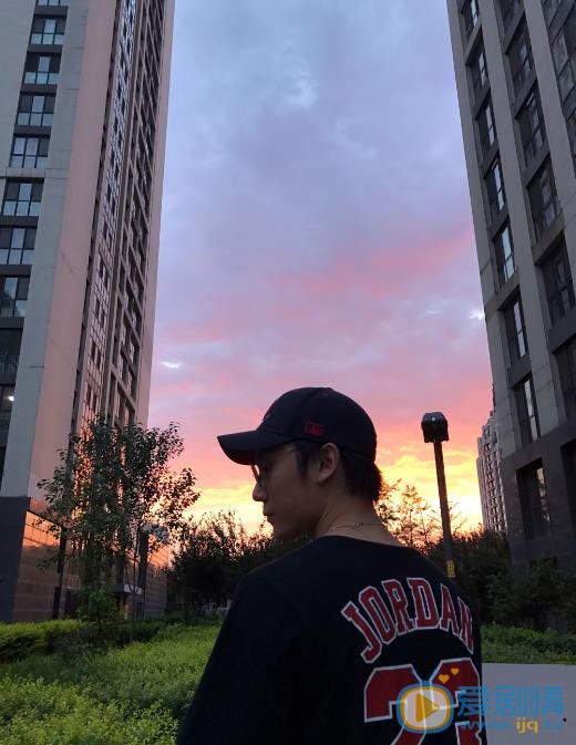 王蕴凡旅行照 王蕴凡高清写真_王蕴凡高清剧照