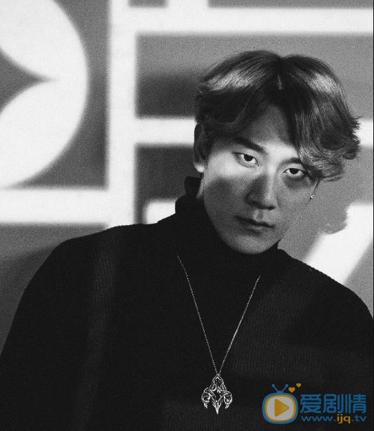 王蕴凡帅气写真 王蕴凡高清写真_王蕴凡高清剧照