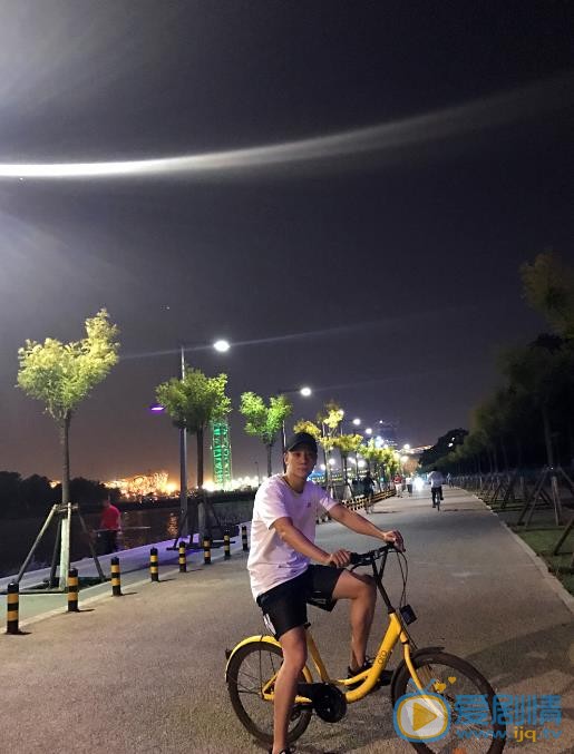 王蕴凡旅行照 王蕴凡高清写真_王蕴凡高清剧照