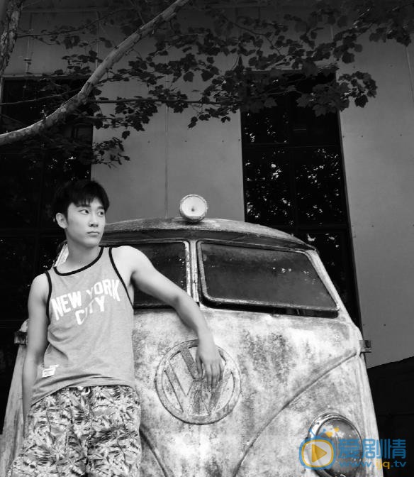 王蕴凡帅气写真 王蕴凡高清写真_王蕴凡高清剧照