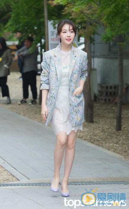方敏雅气质写真 方敏雅高清写真_方敏雅高清剧照