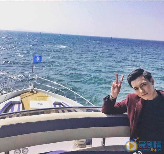 冯铭潮生活照 冯铭潮高清写真_冯铭潮高清剧照