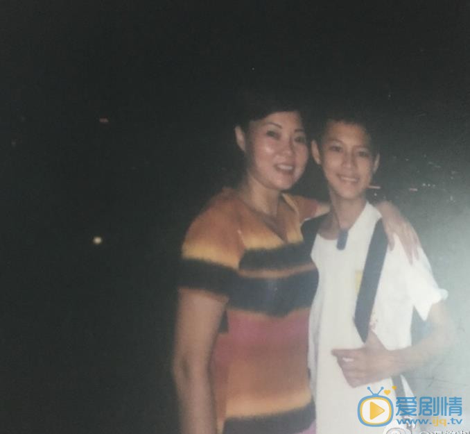 冯铭潮童年照 冯铭潮高清写真_冯铭潮高清剧照