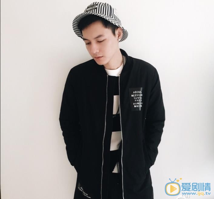 冯铭潮绅士写真 冯铭潮高清写真_冯铭潮高清剧照