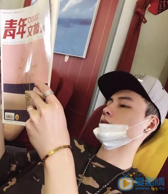 冯铭潮生活照 冯铭潮高清写真_冯铭潮高清剧照