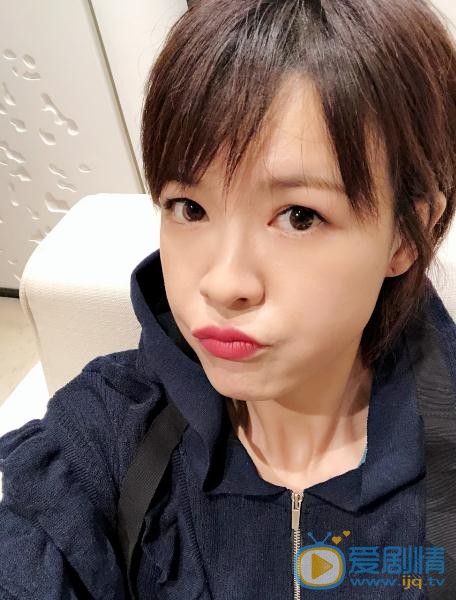 李艾生活照 李艾高清写真_李艾高清剧照