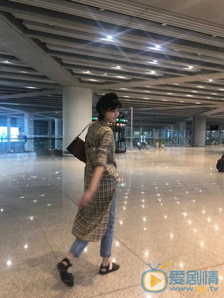 李艾生活照 李艾高清写真_李艾高清剧照