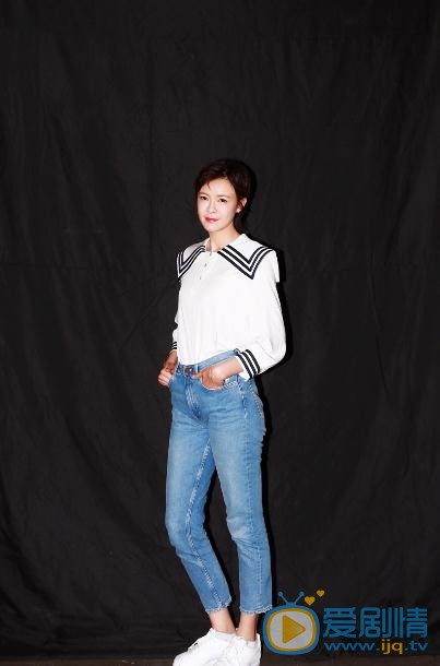 李艾活动照 李艾高清写真_李艾高清剧照