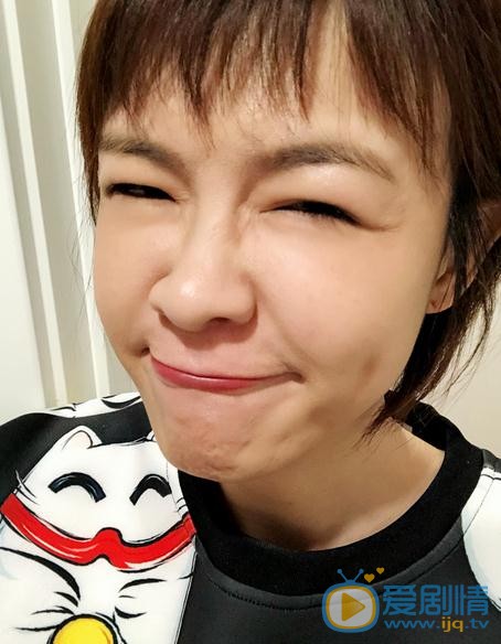 李艾生活照 李艾高清写真_李艾高清剧照