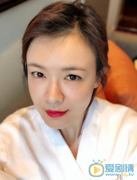 李艾生活照 李艾高清写真_李艾高清剧照