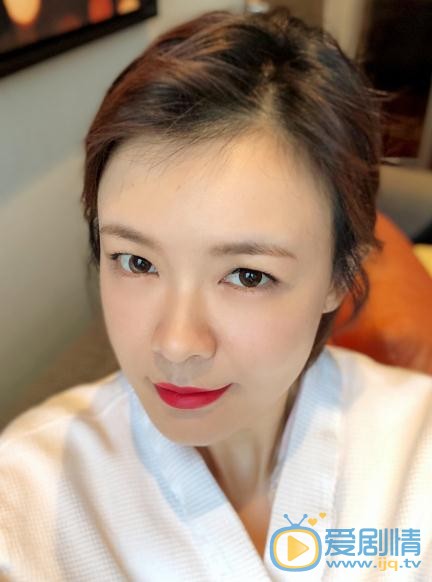 李艾生活照 李艾高清写真_李艾高清剧照