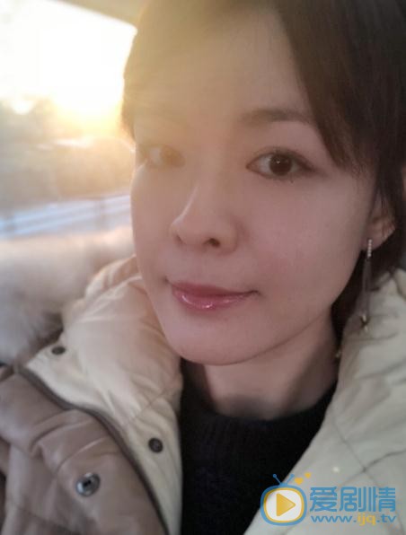 李艾生活照 李艾高清写真_李艾高清剧照