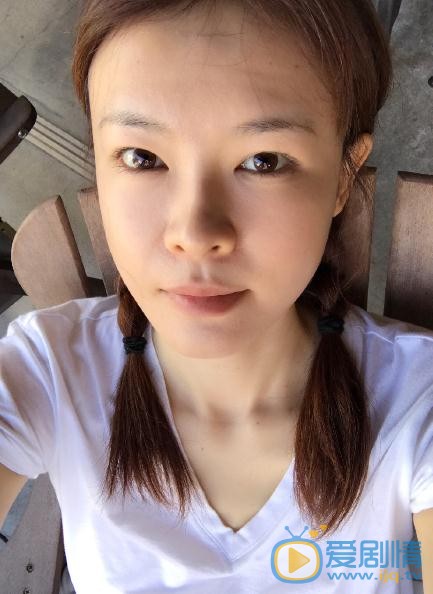 李艾生活照 李艾高清写真_李艾高清剧照