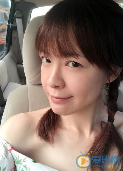 李艾生活照 李艾高清写真_李艾高清剧照