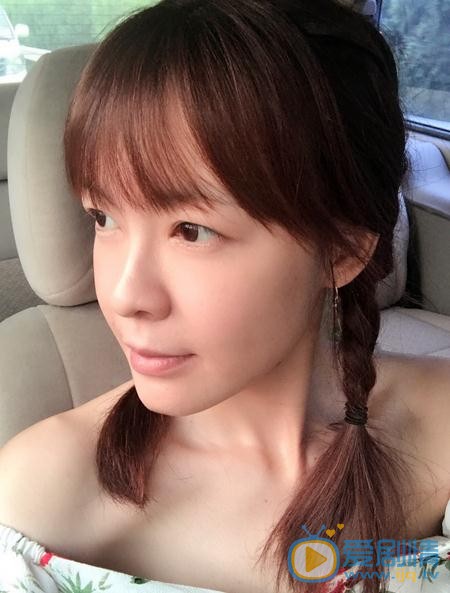 李艾生活照 李艾高清写真_李艾高清剧照