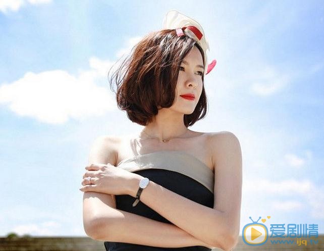 李艾街拍写真 李艾高清写真_李艾高清剧照