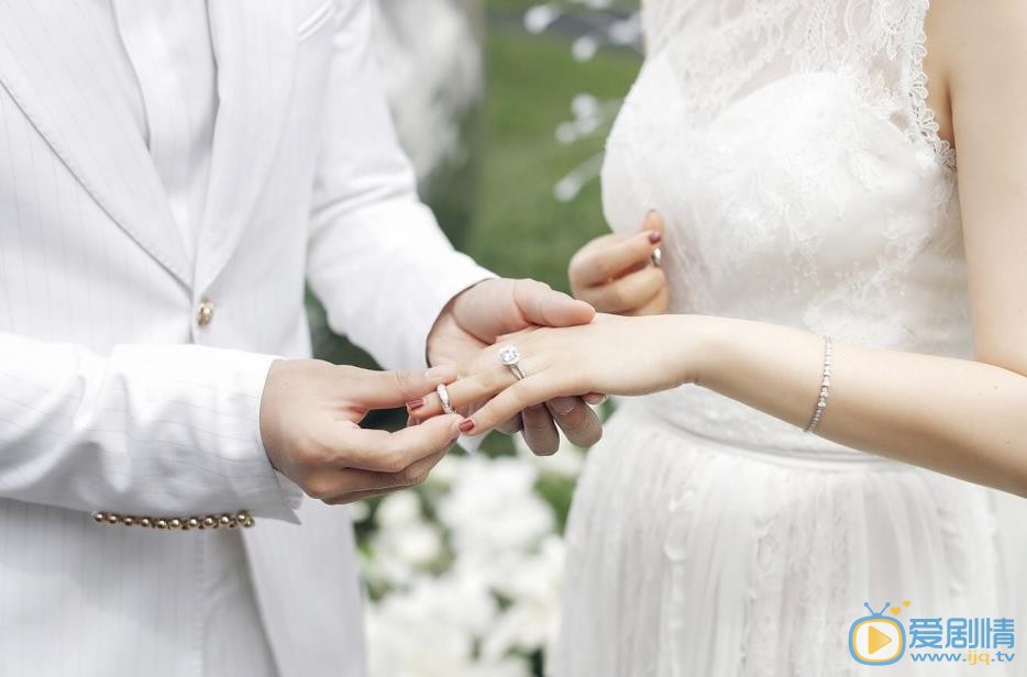 范玮结婚照 范玮高清写真_范玮高清剧照