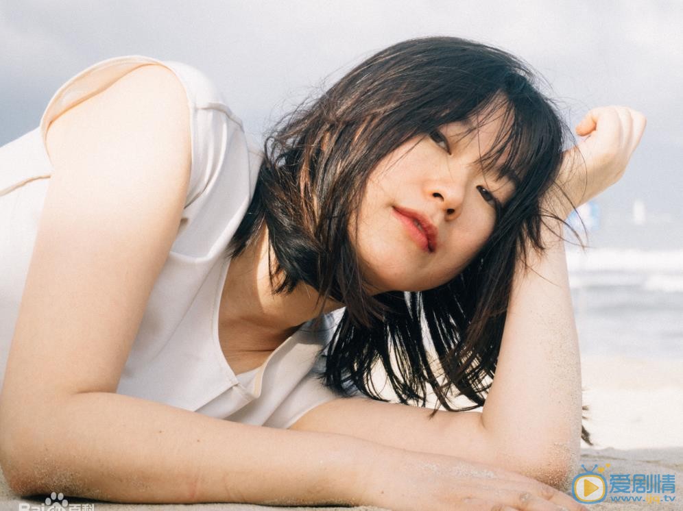 黄璐海边写真 黄璐高清写真_黄璐高清剧照