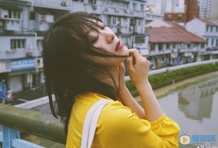 黄璐唯美街拍 黄璐高清写真_黄璐高清剧照