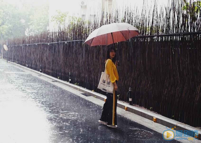 黄璐旅行写真 黄璐高清写真_黄璐高清剧照