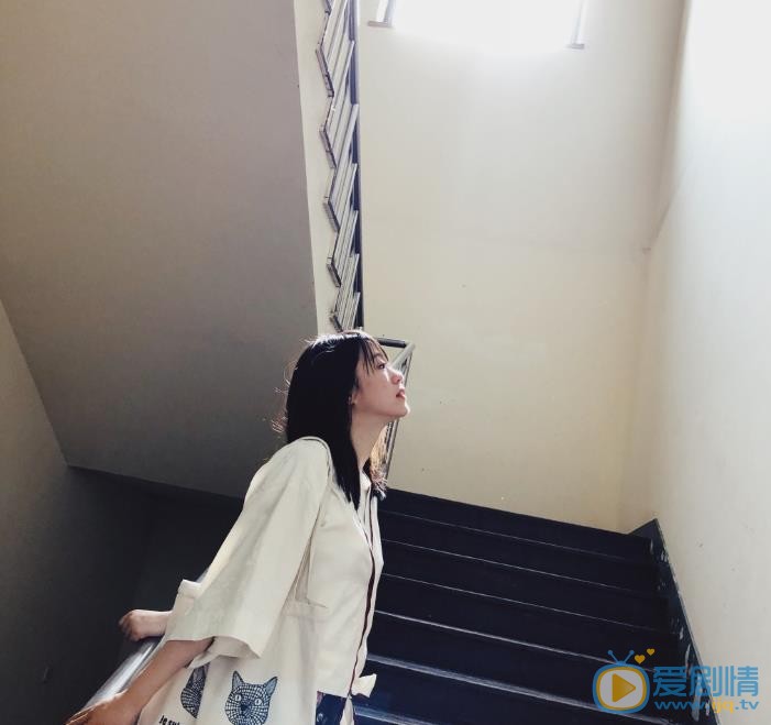 黄璐旅行写真 黄璐高清写真_黄璐高清剧照