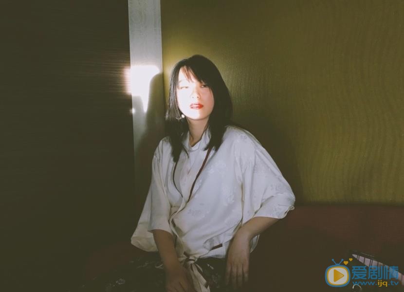黄璐唯美街拍 黄璐高清写真_黄璐高清剧照