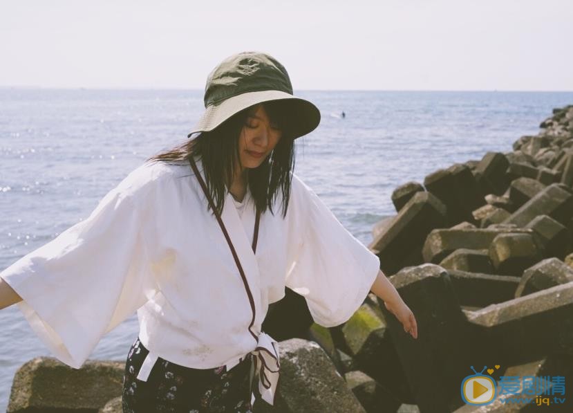 黄璐海边写真 黄璐高清写真_黄璐高清剧照