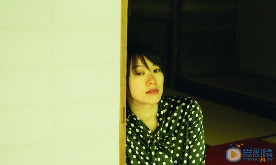 黄璐旅行写真 黄璐高清写真_黄璐高清剧照