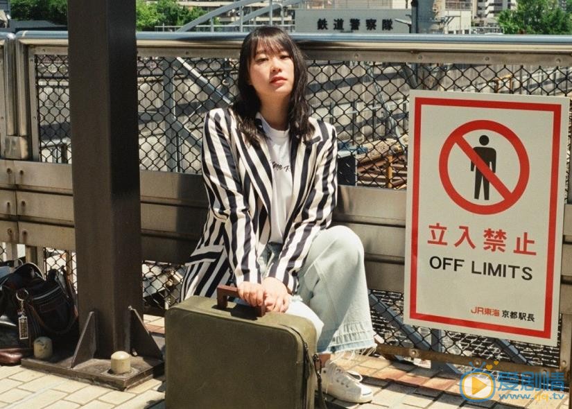 黄璐旅行写真 黄璐高清写真_黄璐高清剧照