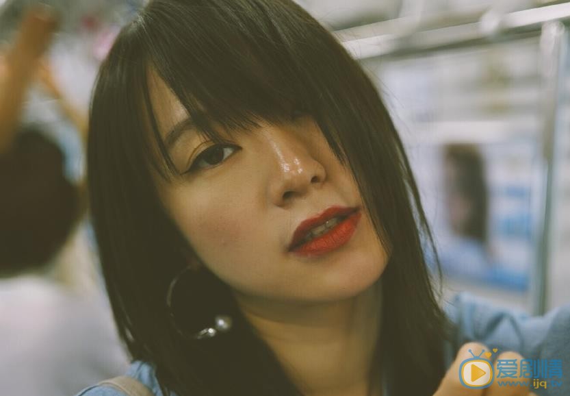 黄璐唯美街拍 黄璐高清写真_黄璐高清剧照