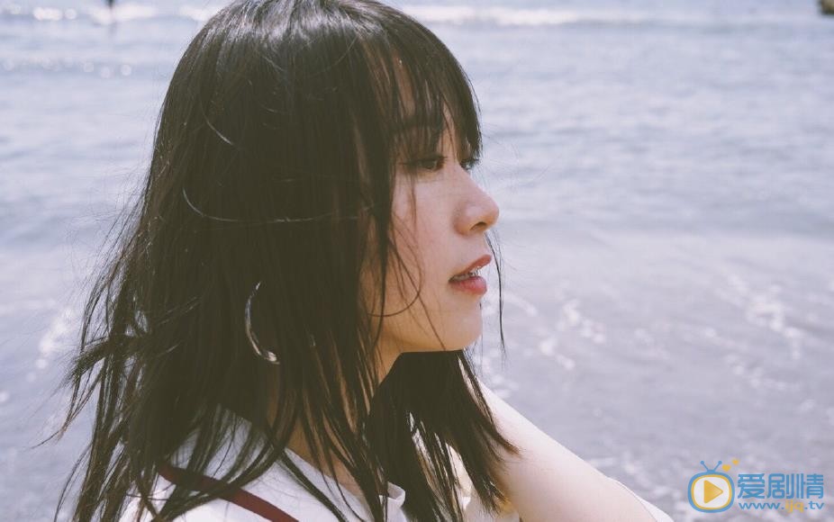黄璐海边写真 黄璐高清写真_黄璐高清剧照