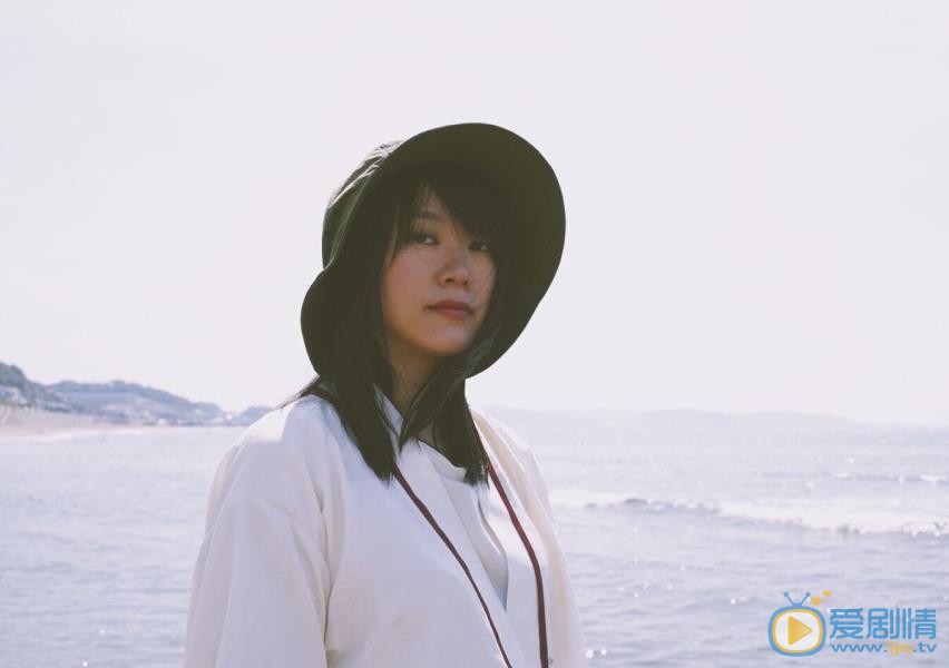 黄璐海边写真 黄璐高清写真_黄璐高清剧照