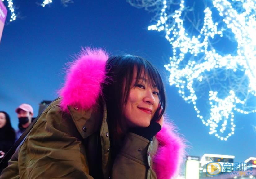 黄璐冬日街拍照 黄璐高清写真_黄璐高清剧照