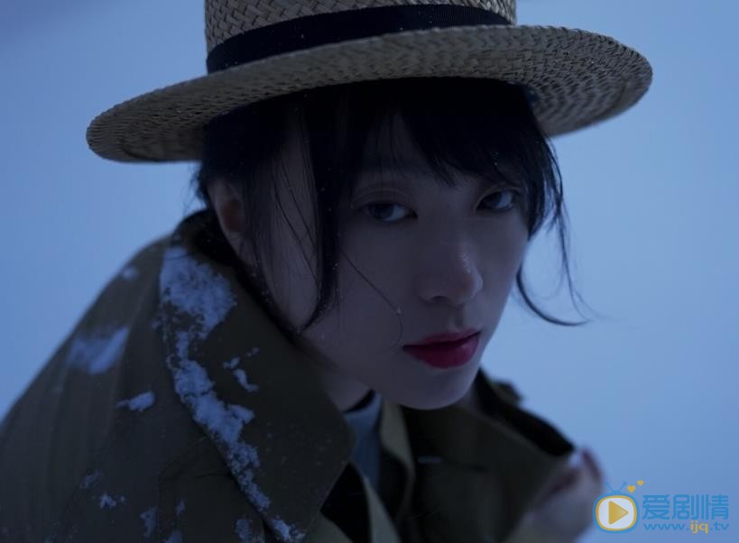黄璐冬日街拍照 黄璐高清写真_黄璐高清剧照
