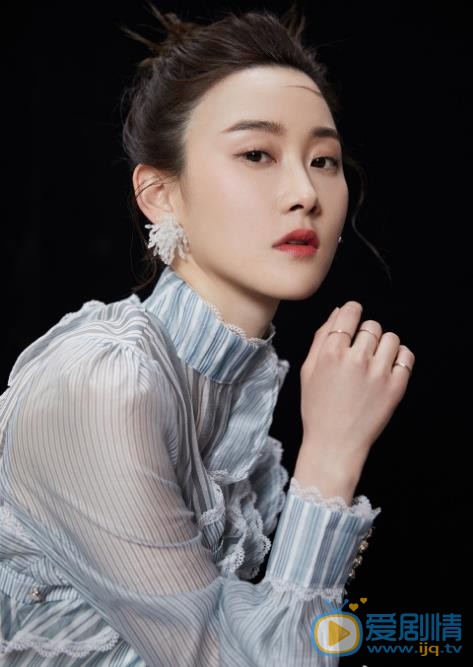 李小晶靓丽写真 李小晶高清写真_李小晶高清剧照