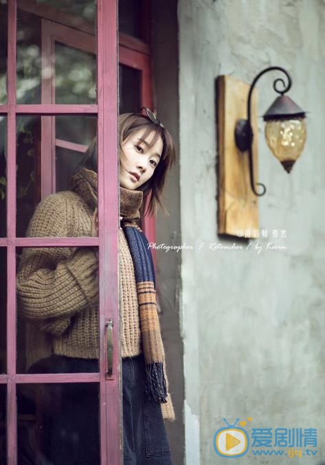李小晶时尚街拍 李小晶高清写真_李小晶高清剧照