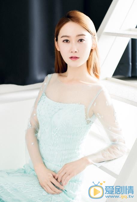 李小晶靓丽写真 李小晶高清写真_李小晶高清剧照