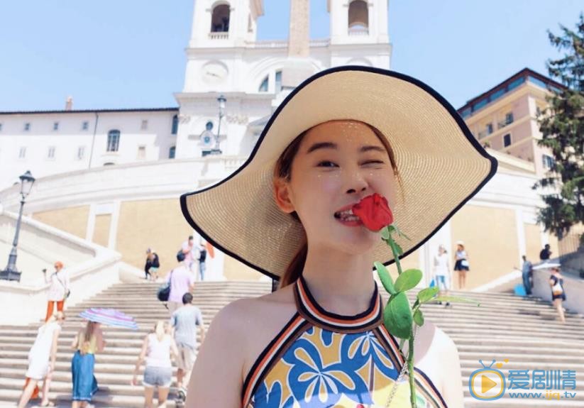 李小晶旅行照 李小晶高清写真_李小晶高清剧照