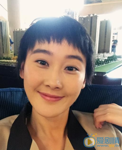 李小晶生活照 李小晶高清写真_李小晶高清剧照