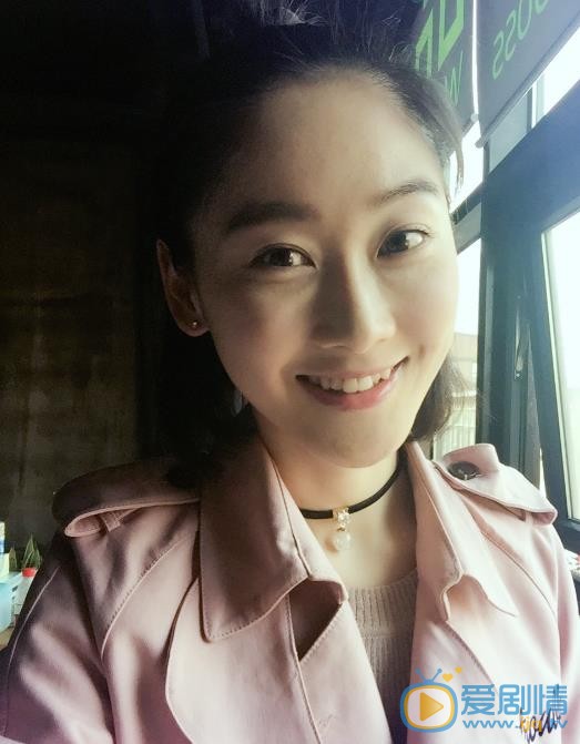 李小晶生活照 李小晶高清写真_李小晶高清剧照