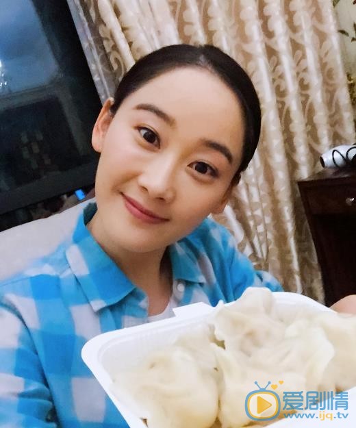 李小晶生活照 李小晶高清写真_李小晶高清剧照