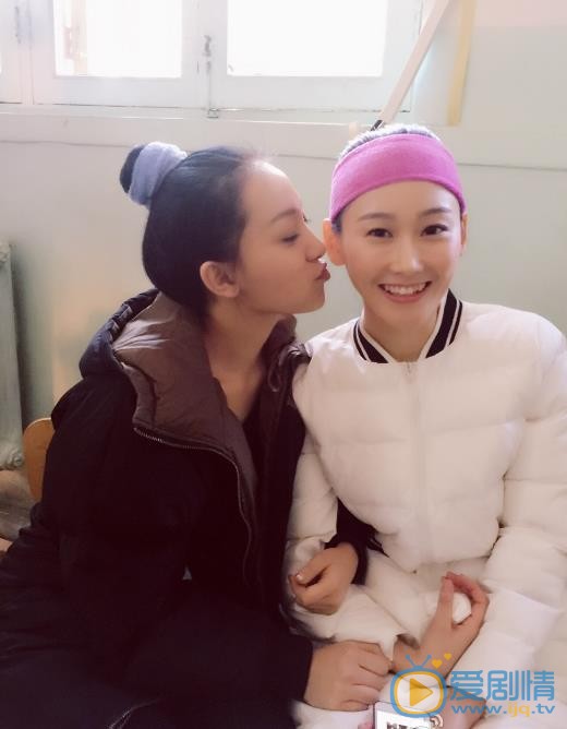 李小晶生活照 李小晶片场照