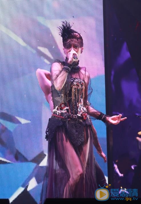 梁咏琪演唱会造型 梁咏琪高清写真_梁咏琪高清剧照