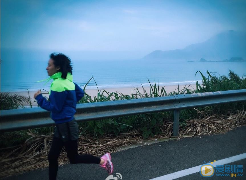 马湘宜运动健身照 马湘宜高清写真_马湘宜高清剧照