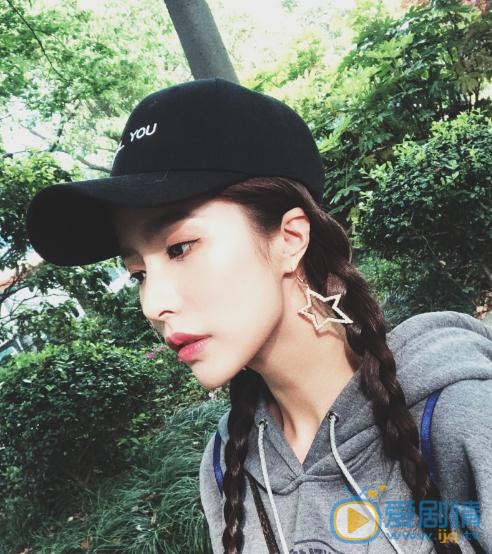 邱箫婵街拍写真 邱箫婵高清写真_邱箫婵高清剧照