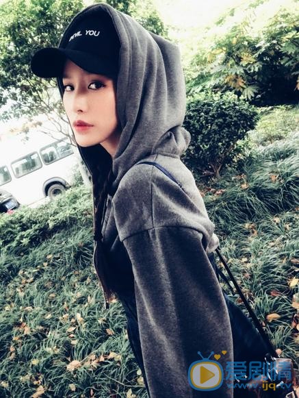 邱箫婵街拍写真 邱箫婵高清写真_邱箫婵高清剧照