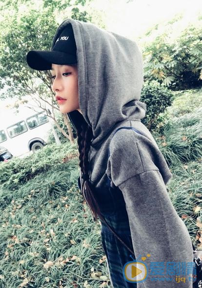 邱箫婵街拍写真 邱箫婵高清写真_邱箫婵高清剧照