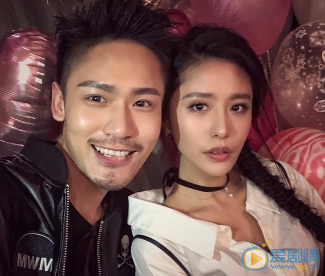 邱箫婵与人合照 邱箫婵高清写真_邱箫婵高清剧照