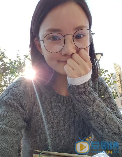 馨子生活照 馨子高清写真_馨子高清剧照