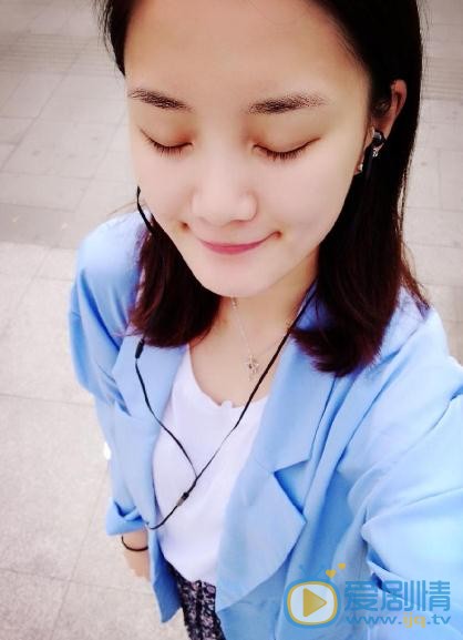 馨子生活照 馨子高清写真_馨子高清剧照